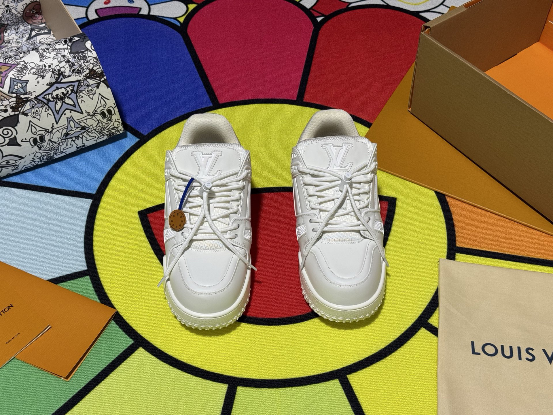 Louis Vuitton Sneakers in Denim