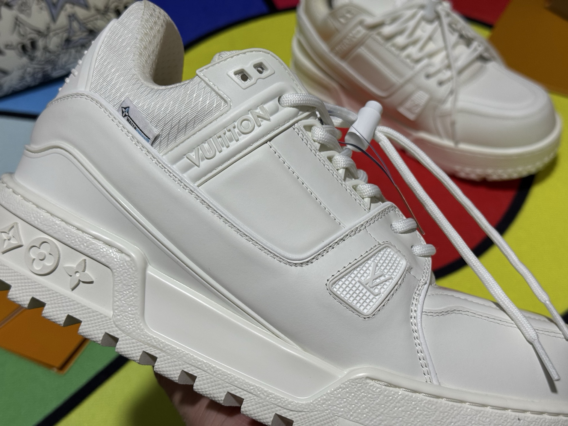 Louis Vuitton Sneakers in Denim