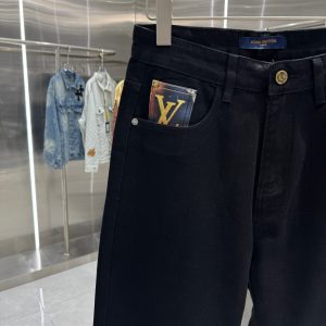 Louis Vuitton Pants in Black