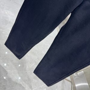 Louis Vuitton Pants in Black