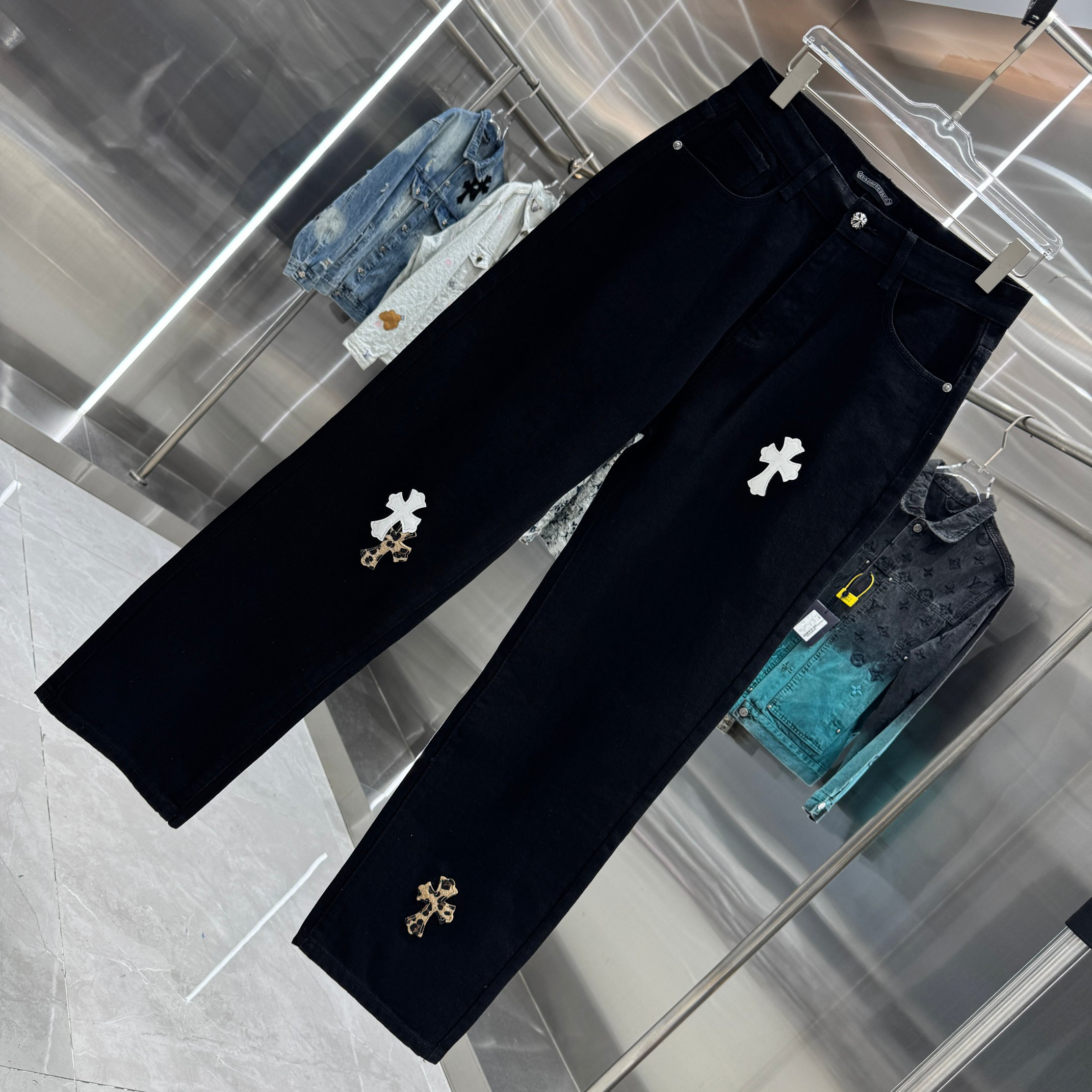 Pants in Black