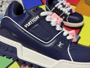 Louis Vuitton Sneakers in Denim