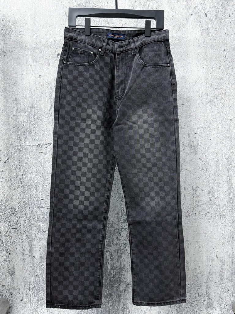 Pants in Black