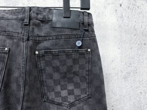 Pants in Black