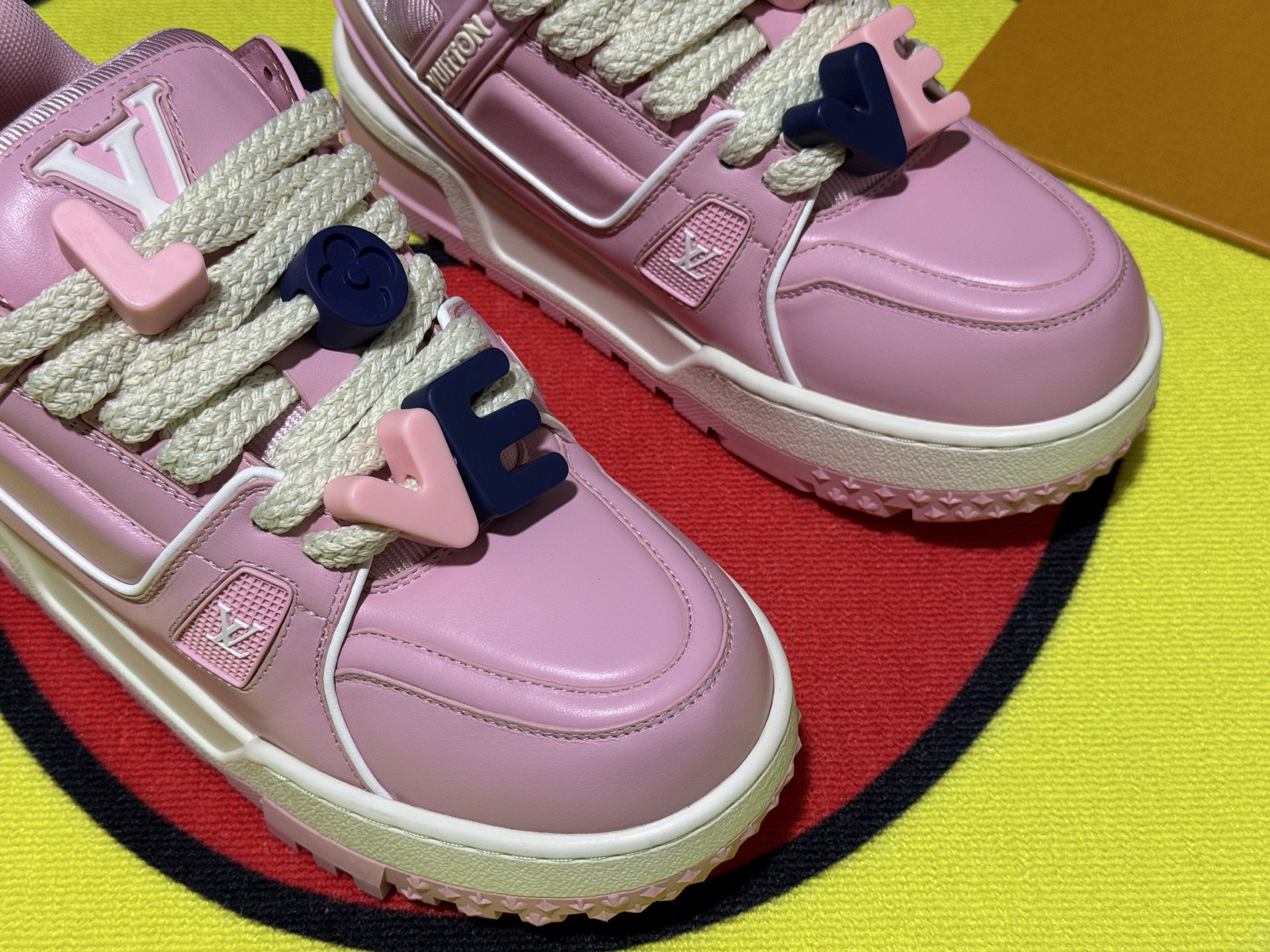 Louis Vuitton Sneakers in Denim