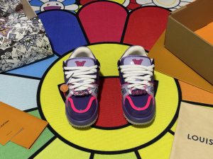 Louis Vuitton Sneakers in Denim