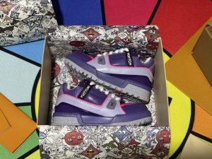 Louis Vuitton Sneakers in Denim