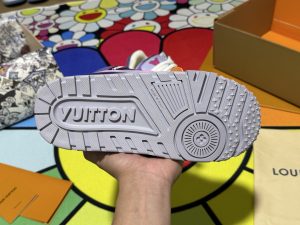 Louis Vuitton Sneakers in Denim