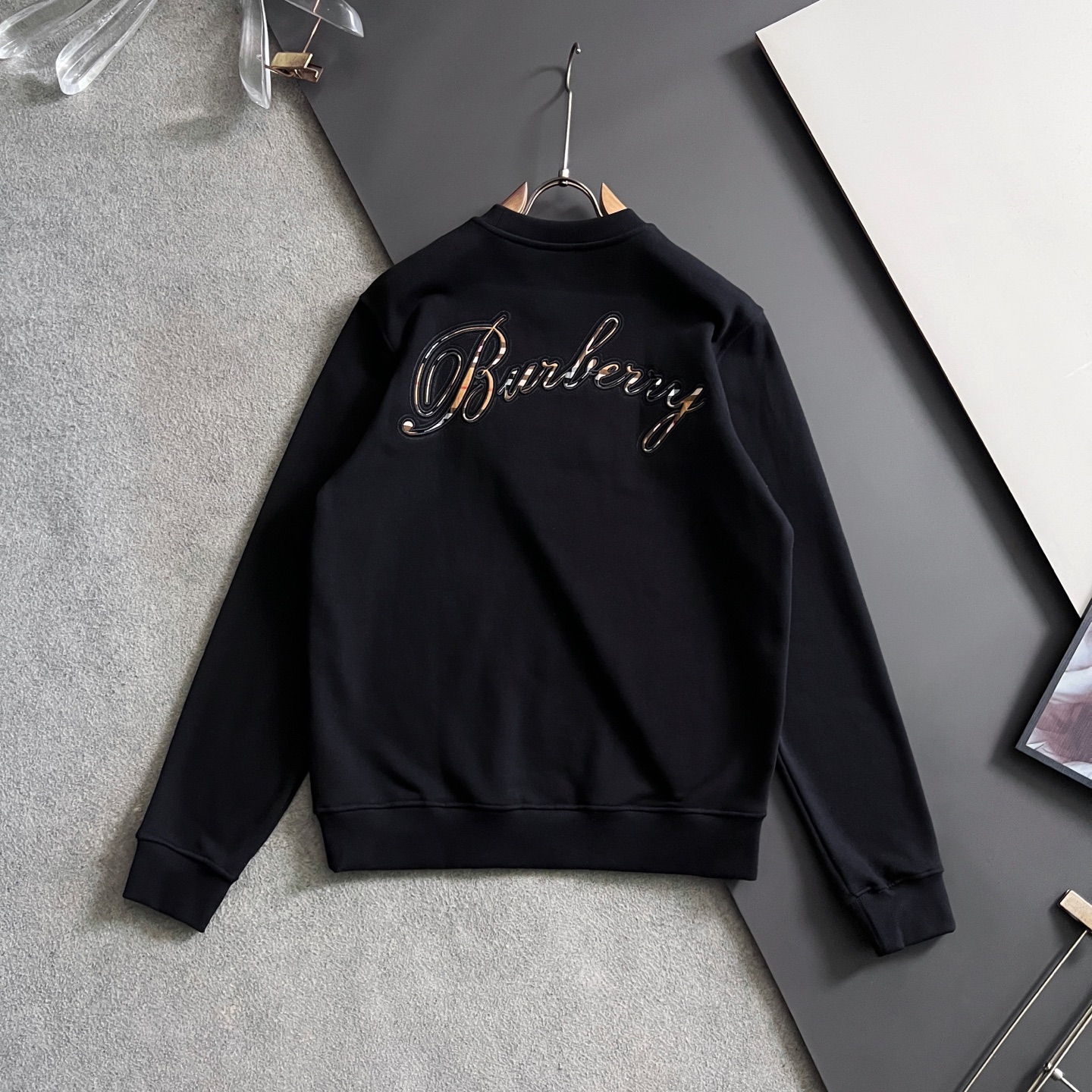 Hoodie in Black