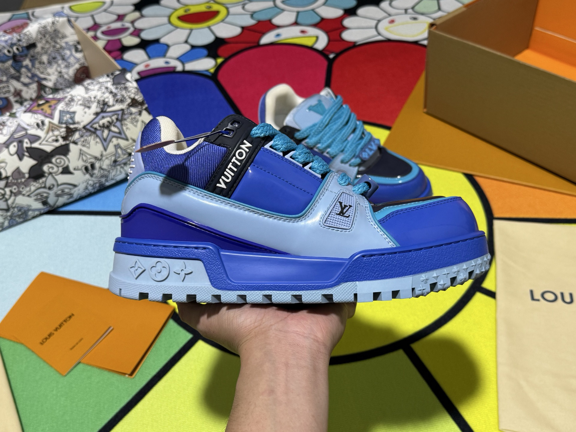 Louis Vuitton Sneakers in Denim
