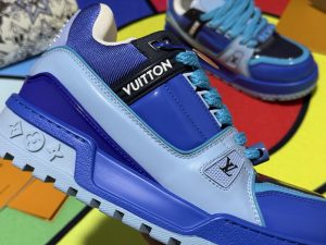 Louis Vuitton Sneakers in Denim