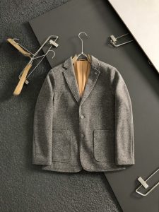 Jacket in Black
