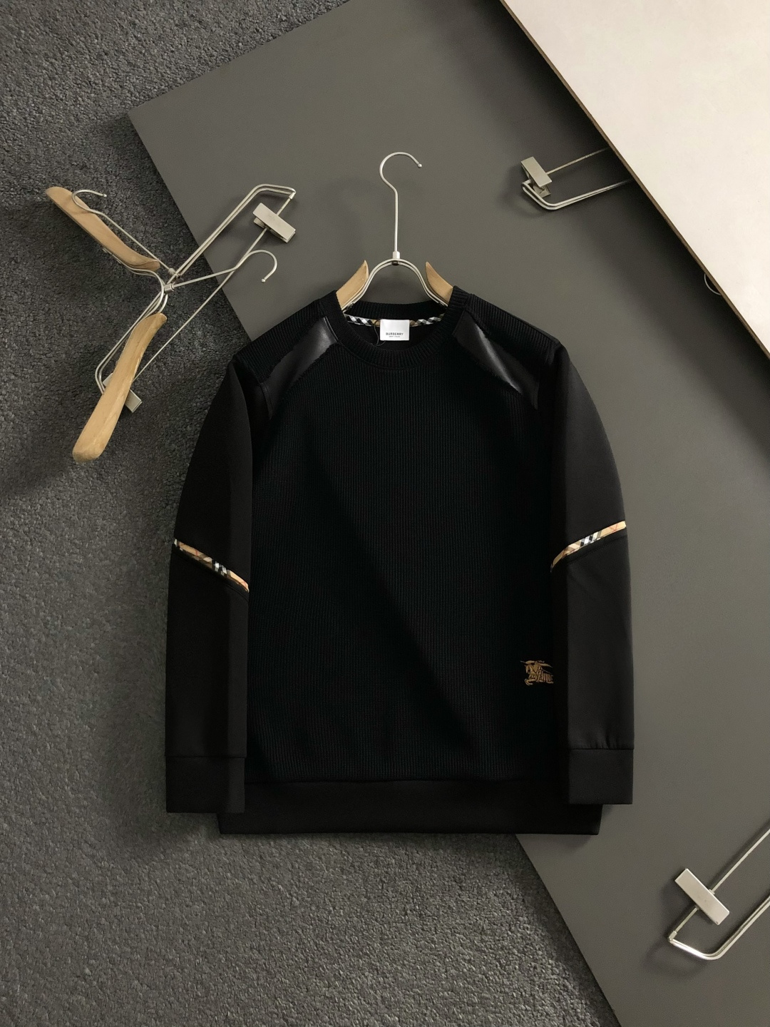Hoodie in Black