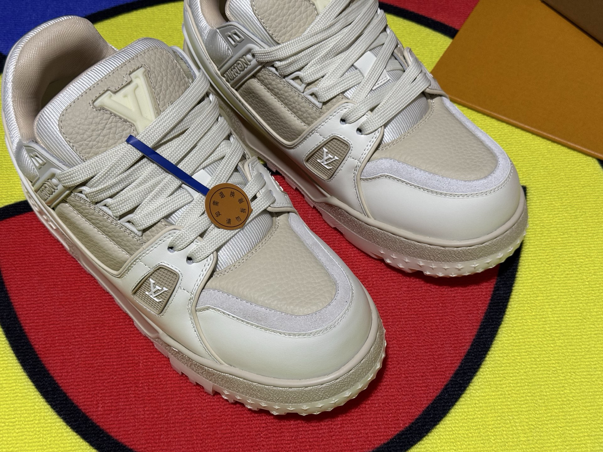 Louis Vuitton Sneakers in Denim