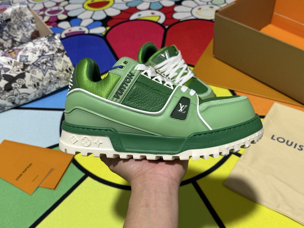 Louis Vuitton Sneakers in Denim