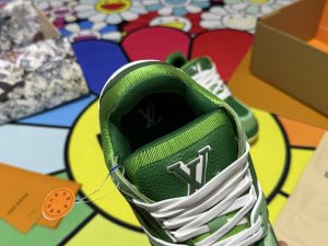 Louis Vuitton Sneakers in Denim