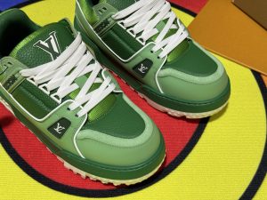 Louis Vuitton Sneakers in Denim