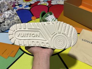 Louis Vuitton Sneakers in Denim