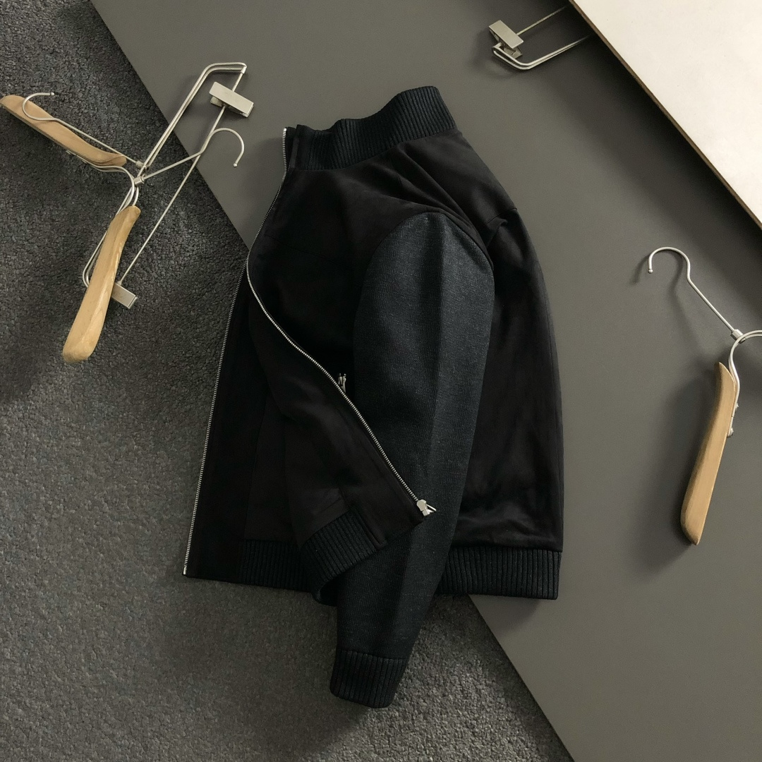 Jacket in Black