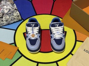 Louis Vuitton Sneakers in Denim