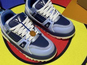 Louis Vuitton Sneakers in Denim