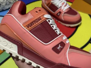 Louis Vuitton Sneakers in Denim