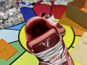 Louis Vuitton Sneakers in Denim
