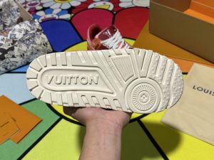 Louis Vuitton Sneakers in Denim
