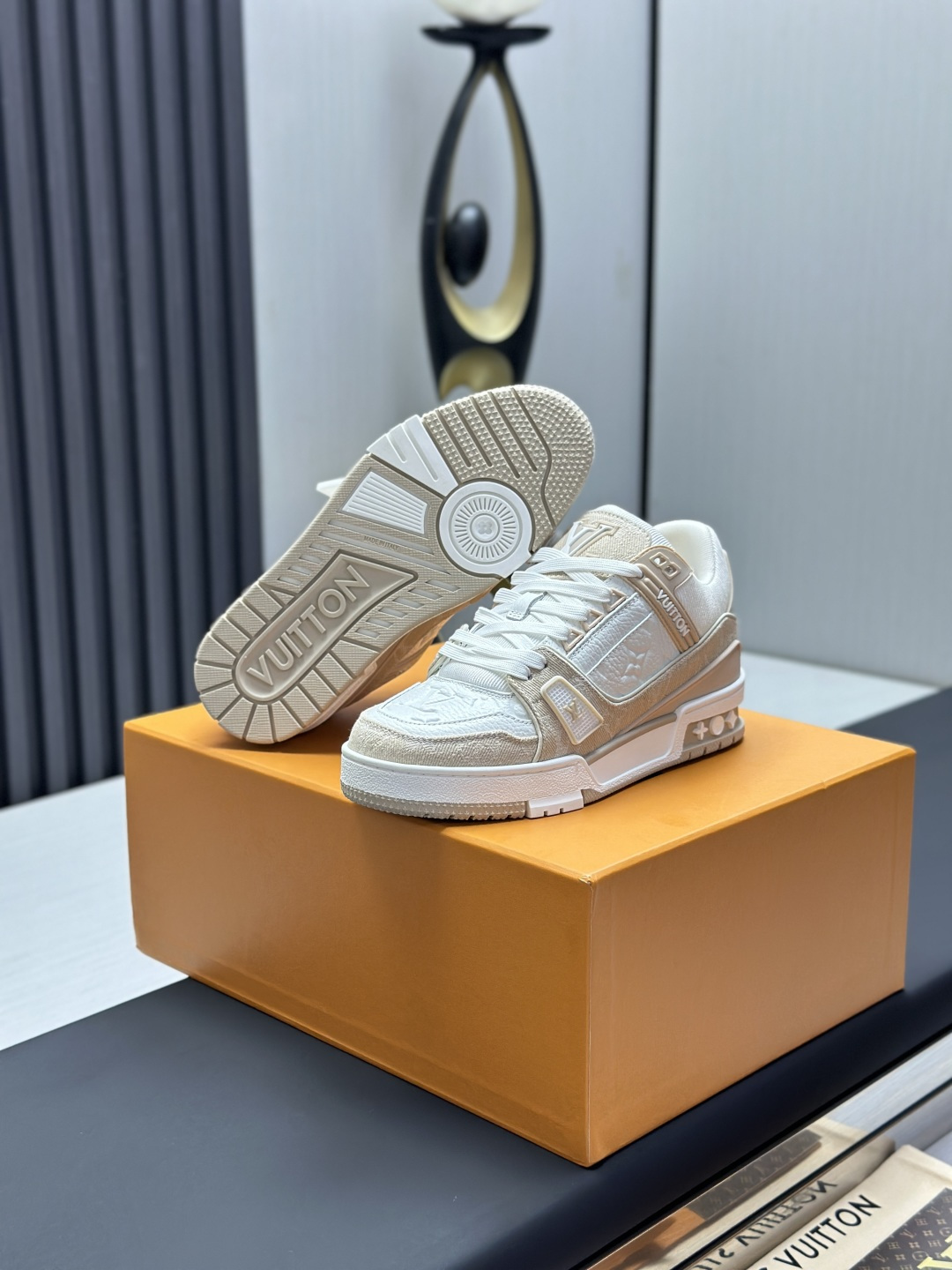 Louis Vuitton Sneakers