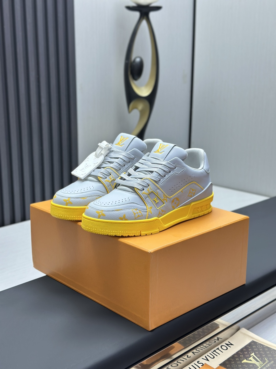 Louis Vuitton Sneakers