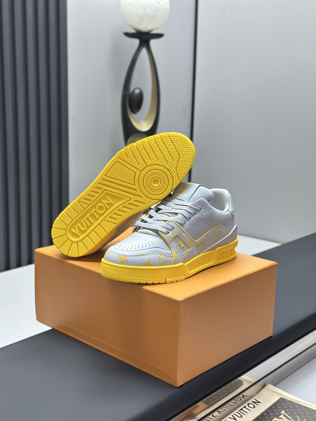 Louis Vuitton Sneakers