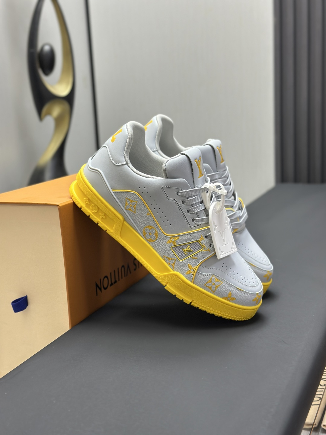 Louis Vuitton Sneakers