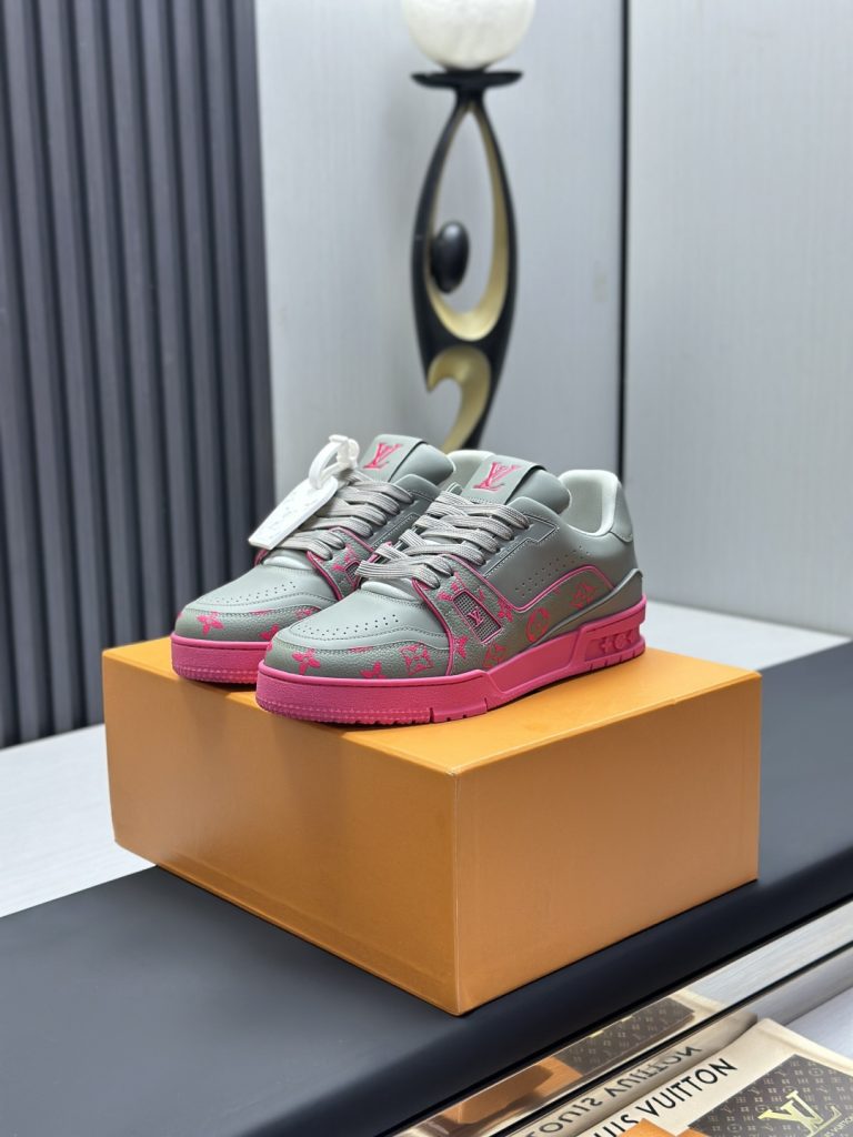 Louis Vuitton Sneakers