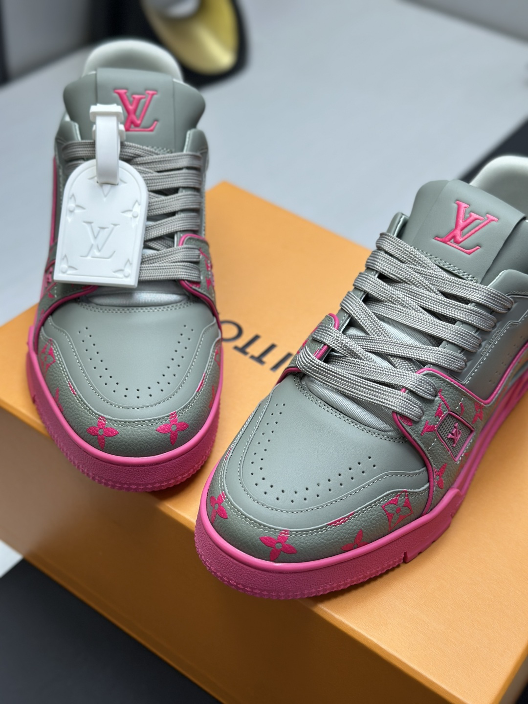 Louis Vuitton Sneakers