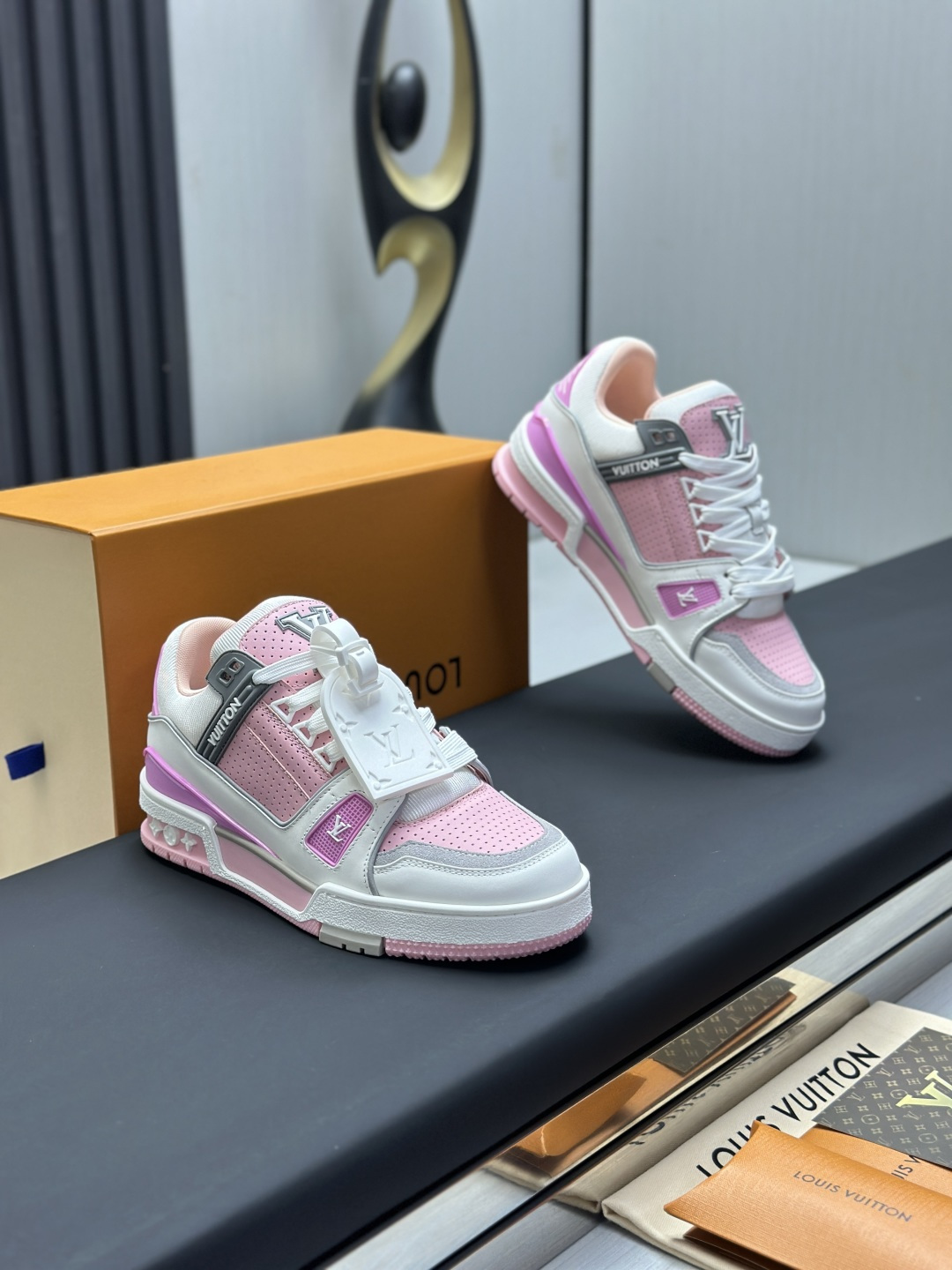 Louis Vuitton Sneakers