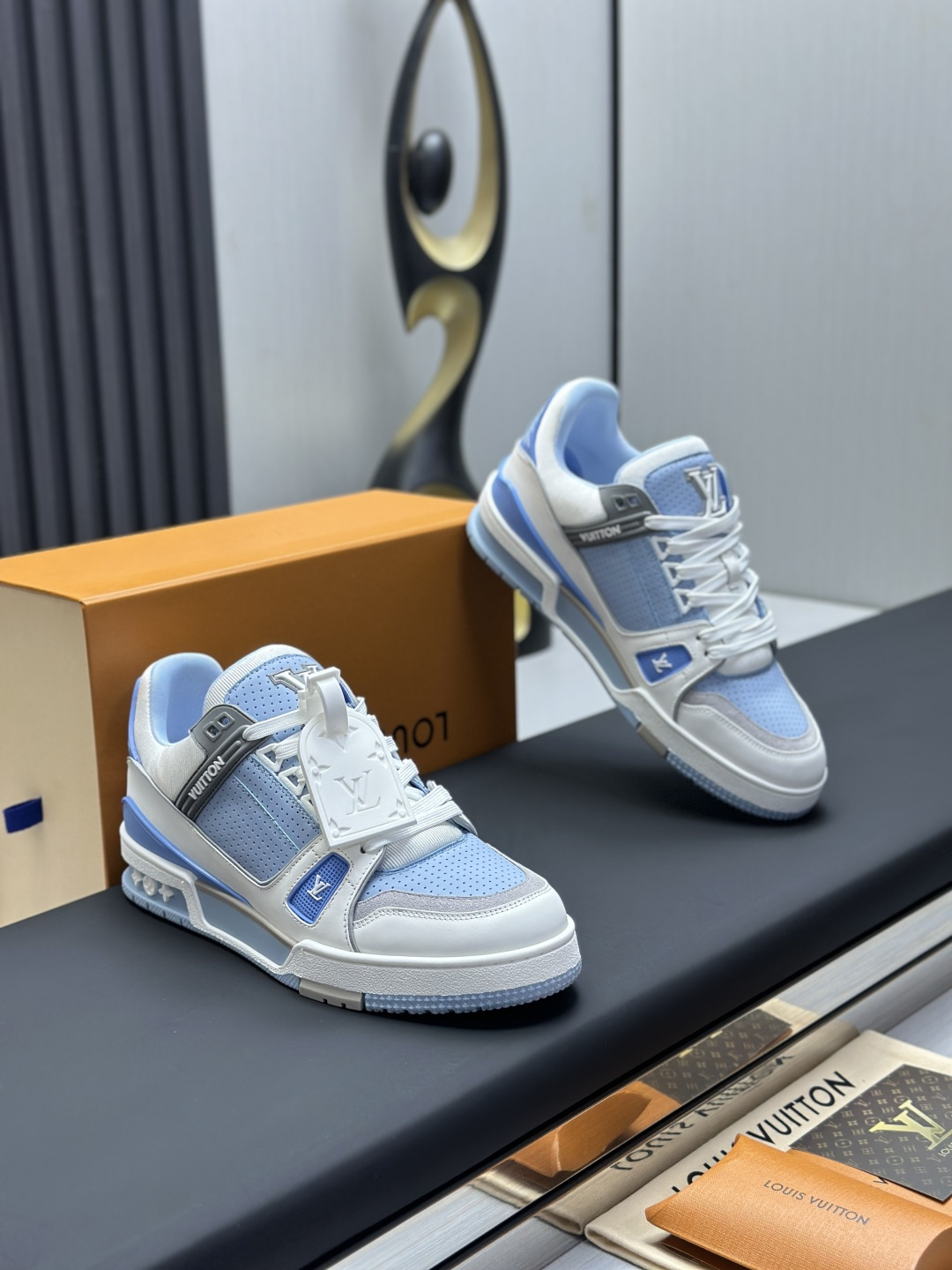 Louis Vuitton Sneakers