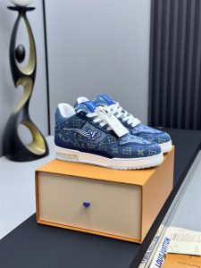 Louis Vuitton Sneakers