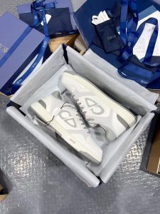Dior Sneakers in White
