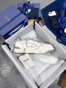 Dior Sneakers in White