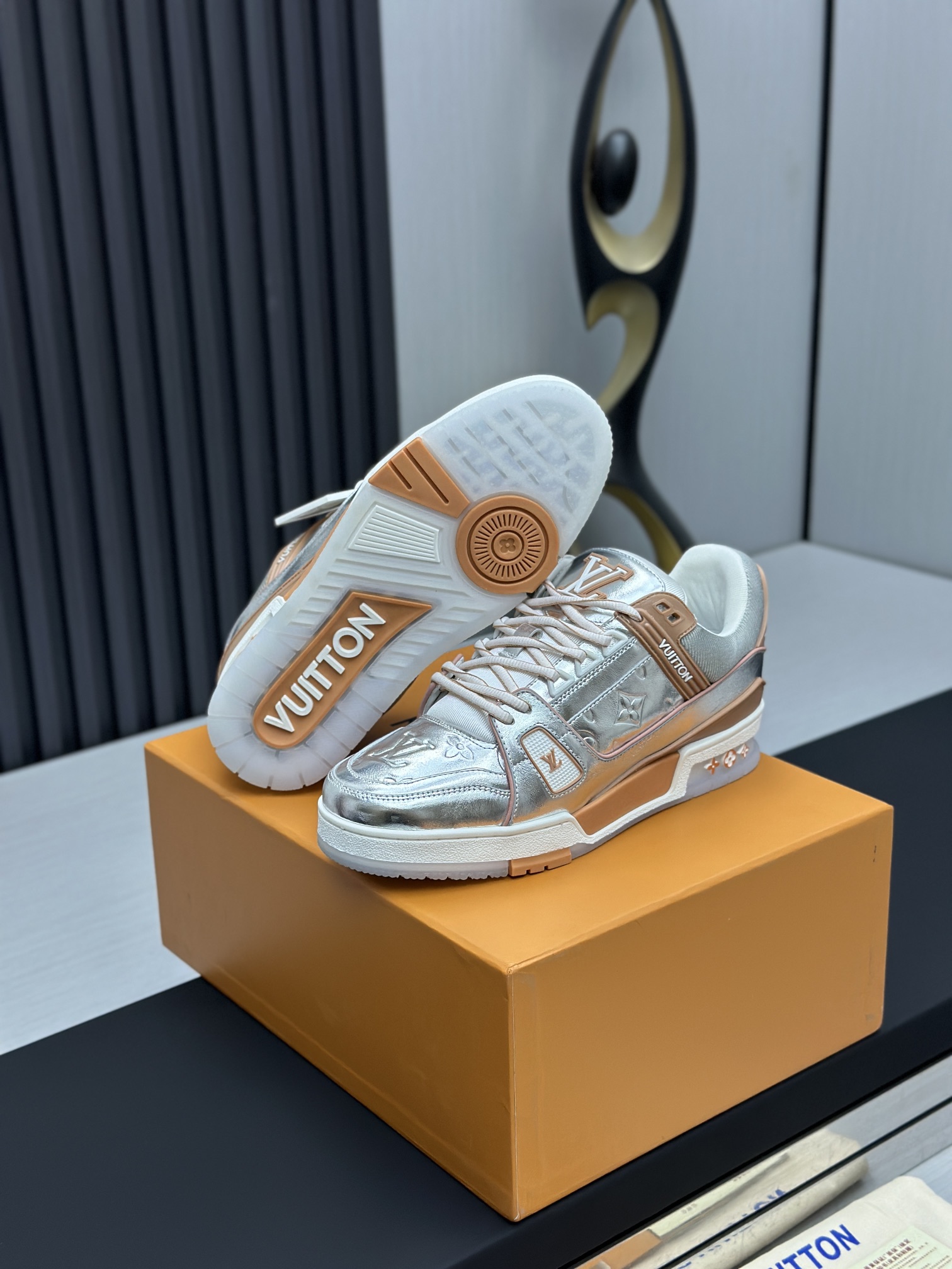 Louis Vuitton Sneakers