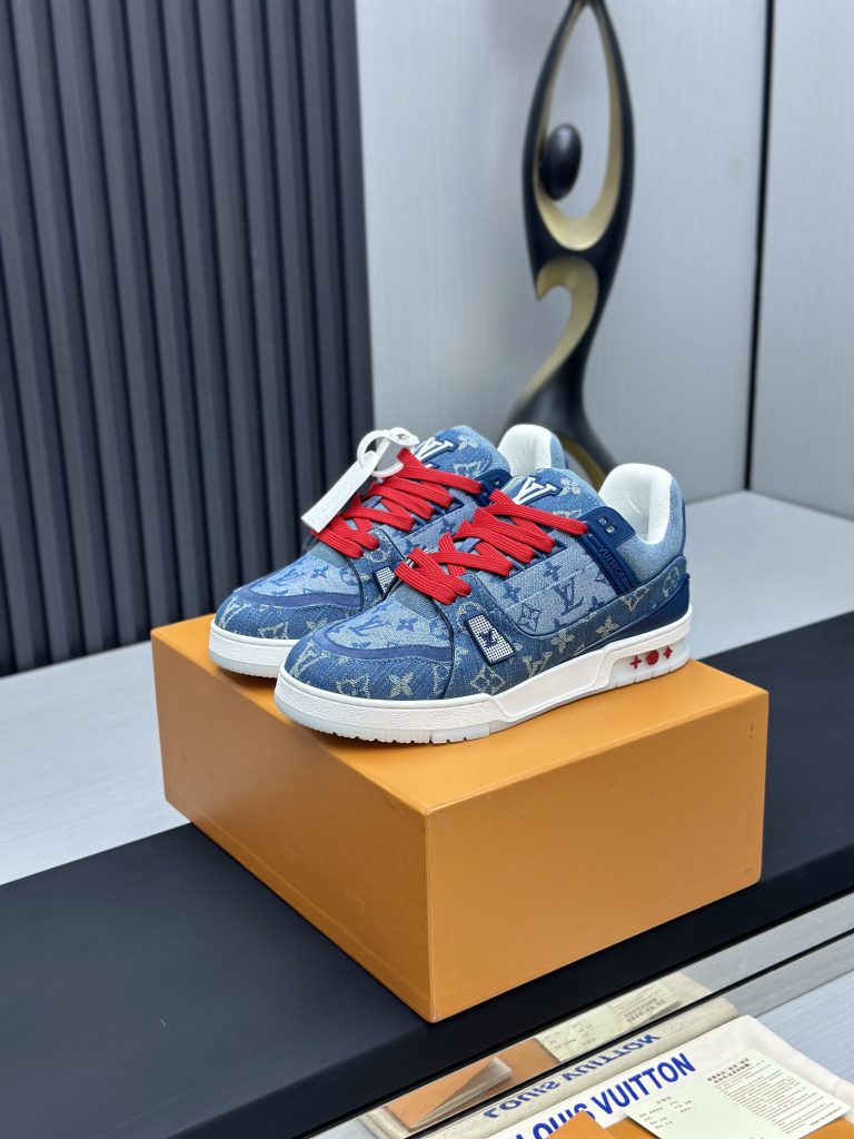Louis Vuitton Sneakers
