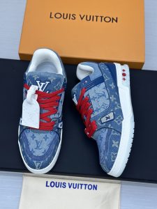 Louis Vuitton Sneakers