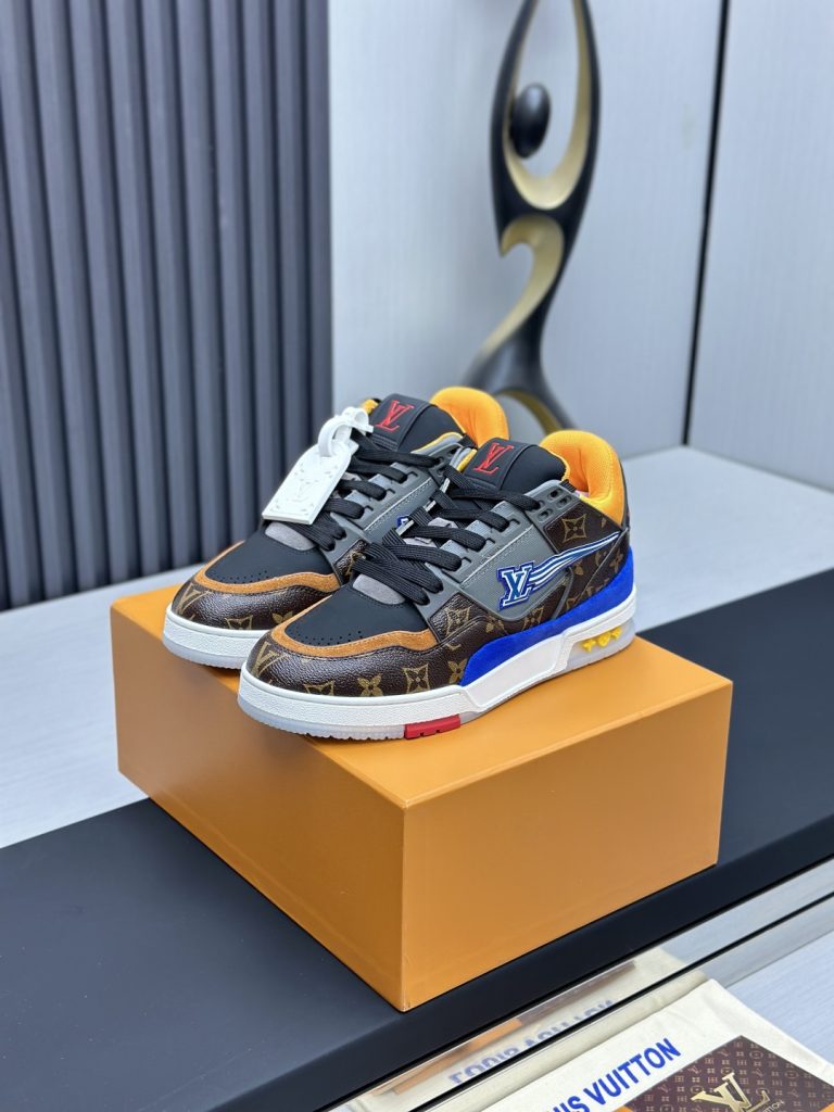 Louis Vuitton Sneakers