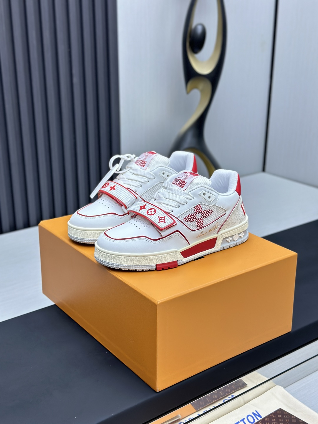 Louis Vuitton Sneakers
