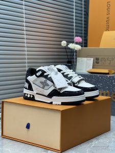 Louis Vuitton Shoes