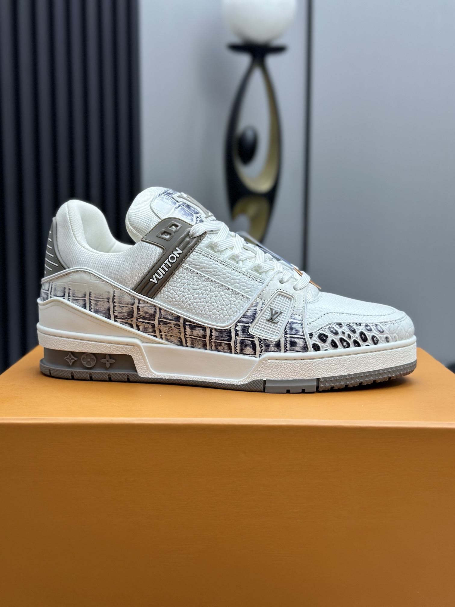 Louis Vuitton Sneakers