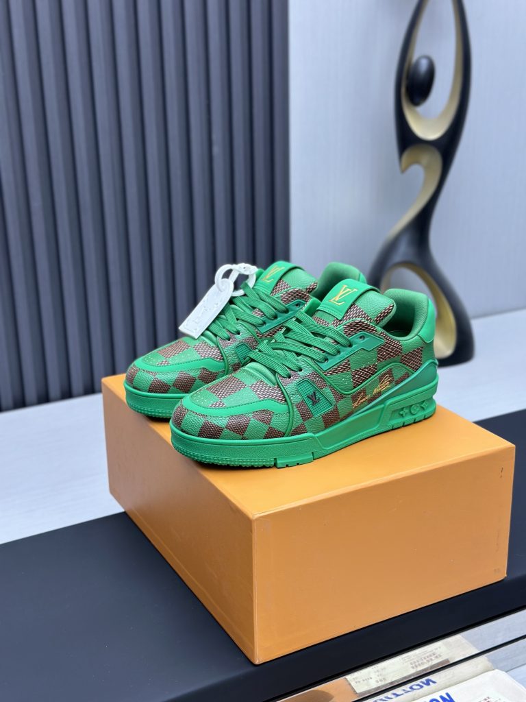 Louis Vuitton Sneakers
