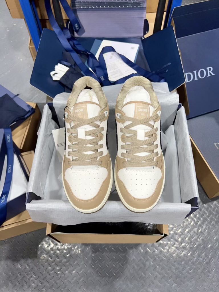 Dior Sneakers in White