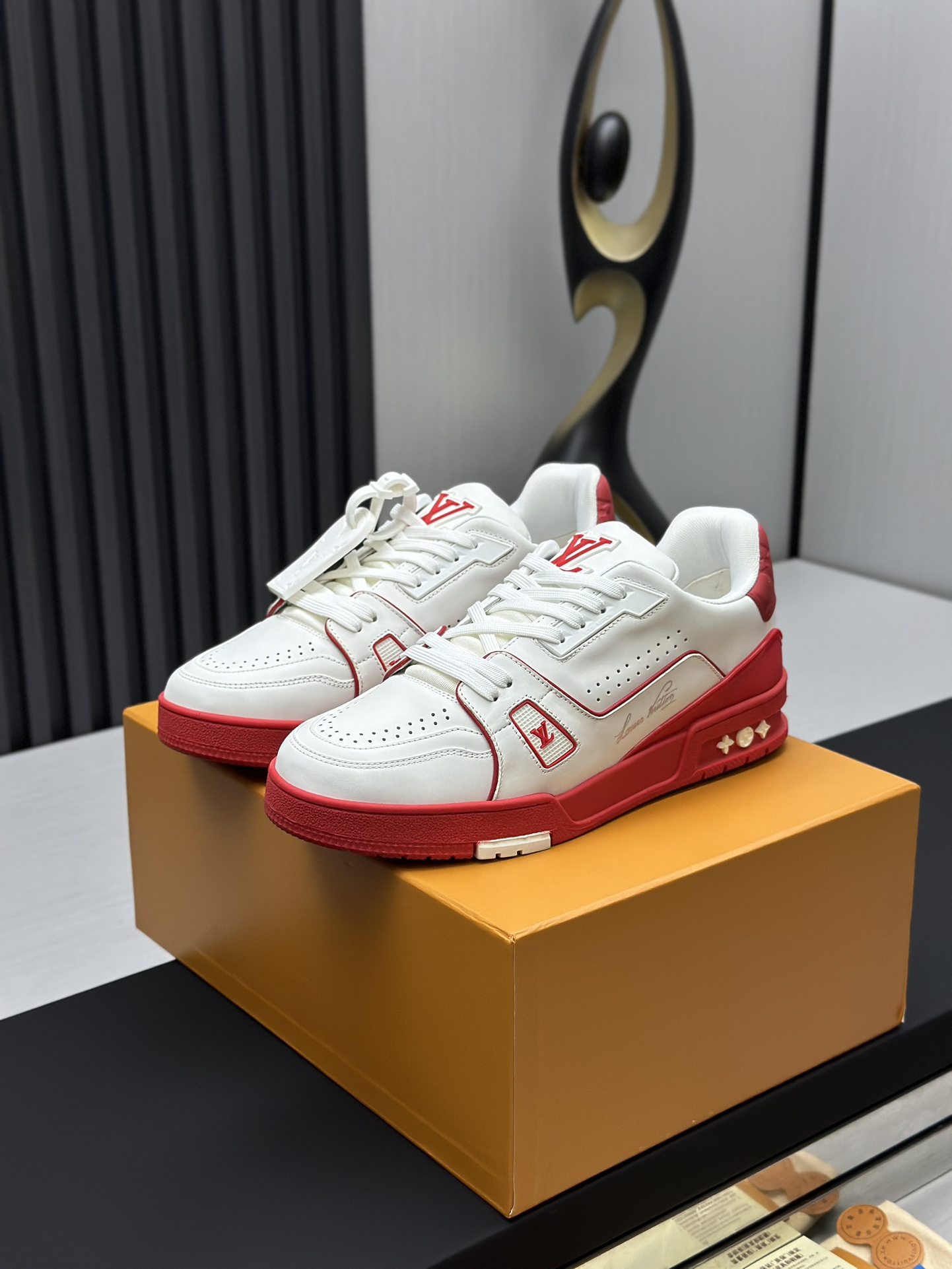 Louis Vuitton Sneakers