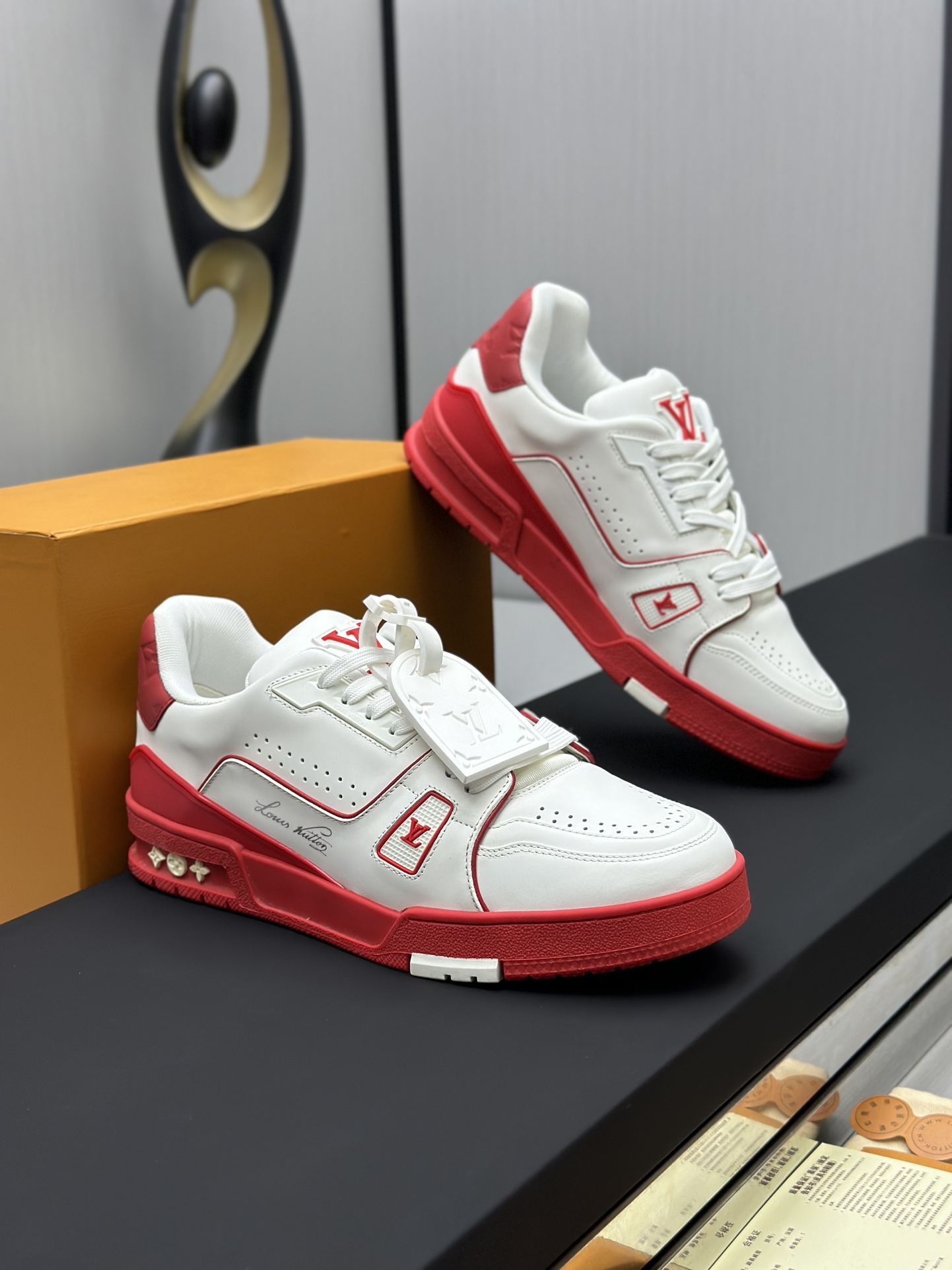Louis Vuitton Sneakers
